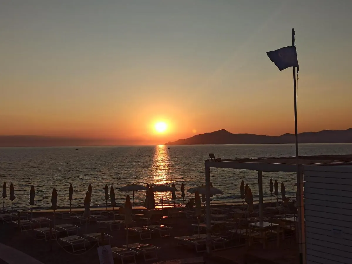 Apartment Il Glicine Cozy Appartamnent, Near Sestri Levante Between Cinque Terre E Portofino Casarza Ligure